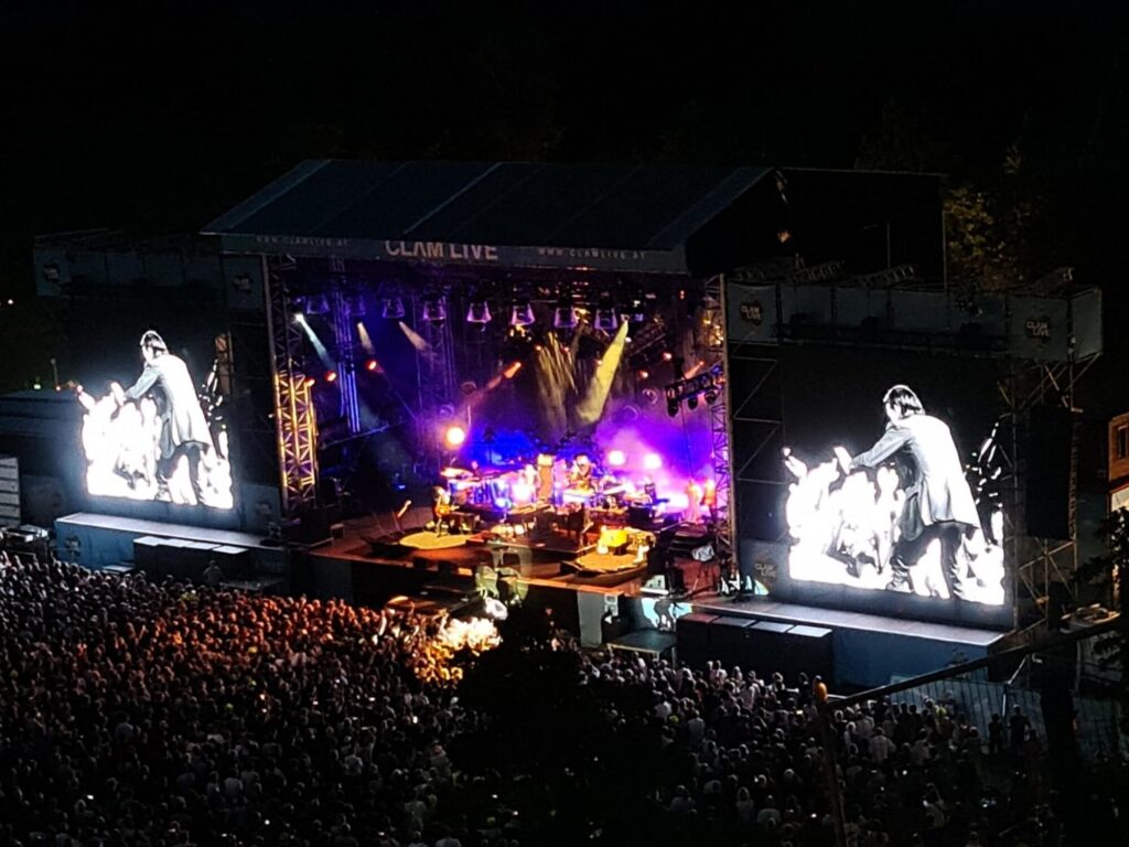 Nick Cave & The Bad Seeds auf Burg Clam, 5. August 2022 – Konzertfoto 8