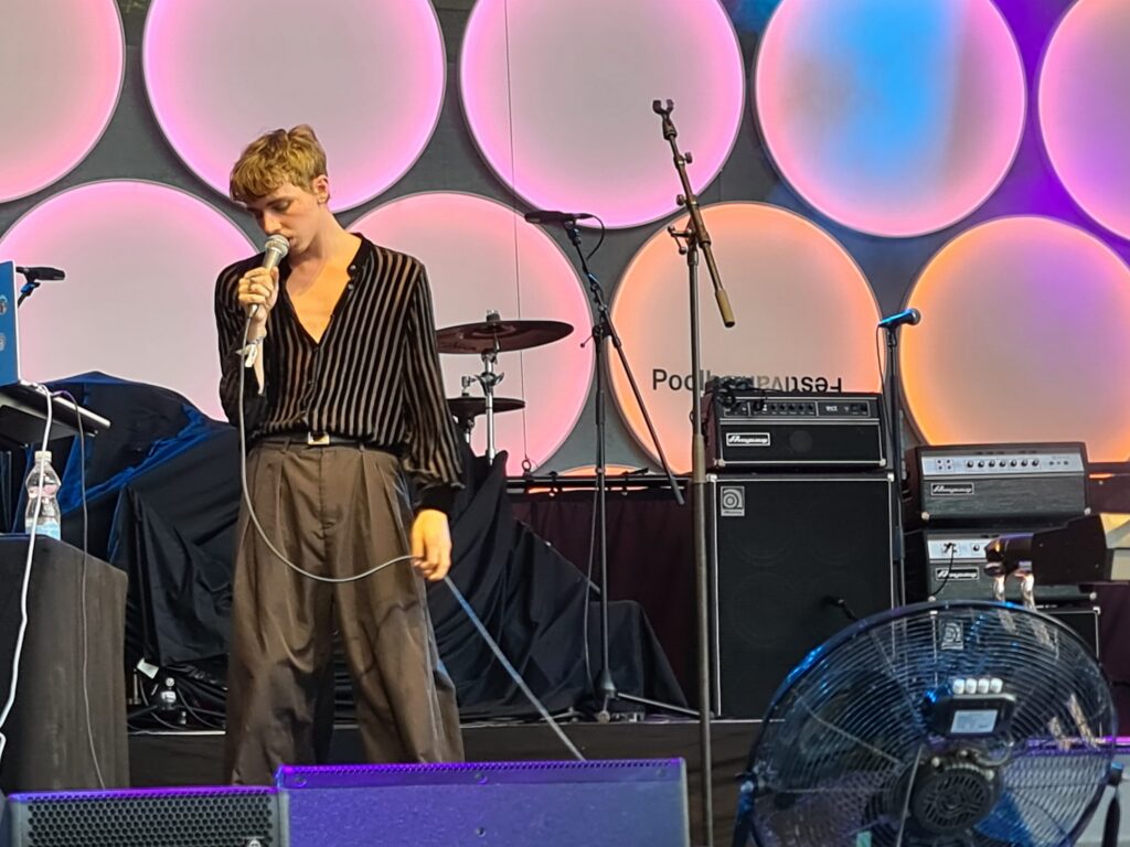 Oskar Haag beim Poolbar-Festival in Feldkirch, 14. August 2026 – Konzertfoto 7